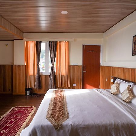 Hotel Hill Queen Near Sherpa Gumba Darjeeling Mall 5 Min Couple Friendly Exterior photo
