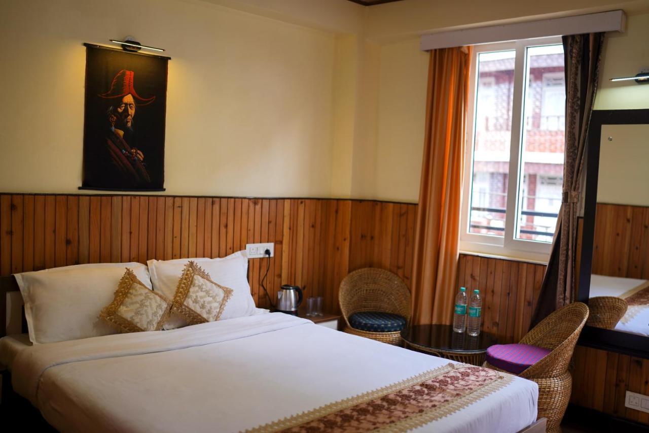 Hotel Hill Queen Near Sherpa Gumba Darjeeling Mall 5 Min Couple Friendly Exterior photo