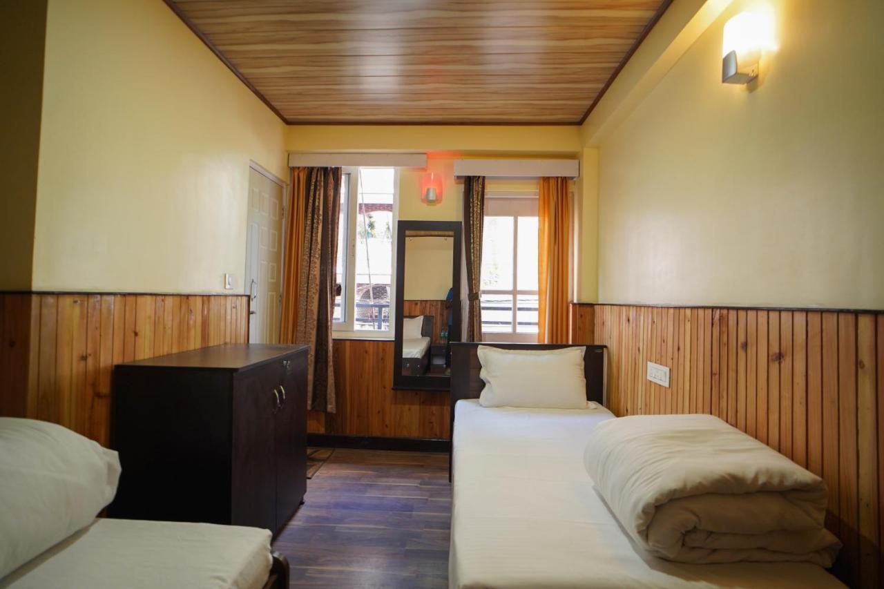 Hotel Hill Queen Near Sherpa Gumba Darjeeling Mall 5 Min Couple Friendly Exterior photo
