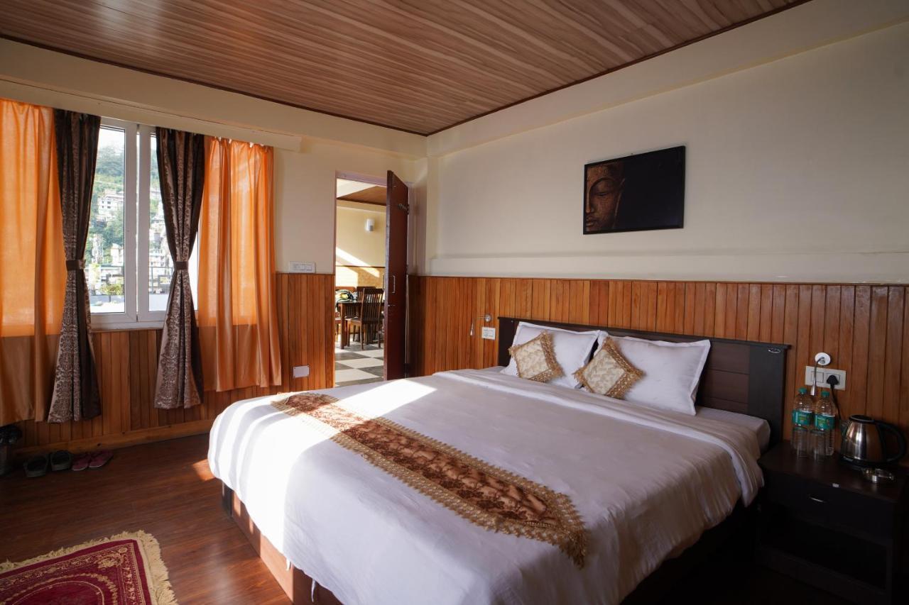 Hotel Hill Queen Near Sherpa Gumba Darjeeling Mall 5 Min Couple Friendly Exterior photo