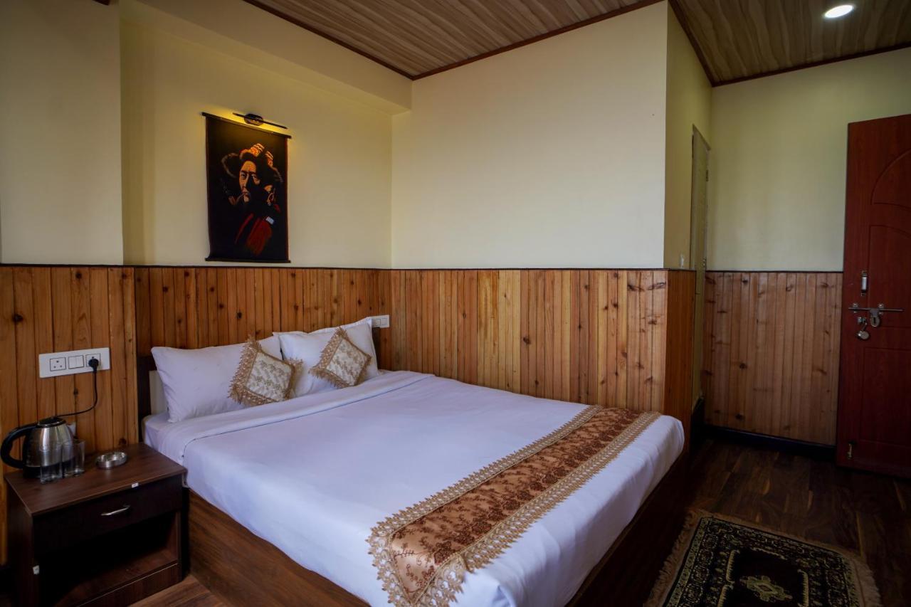 Hotel Hill Queen Near Sherpa Gumba Darjeeling Mall 5 Min Couple Friendly Exterior photo