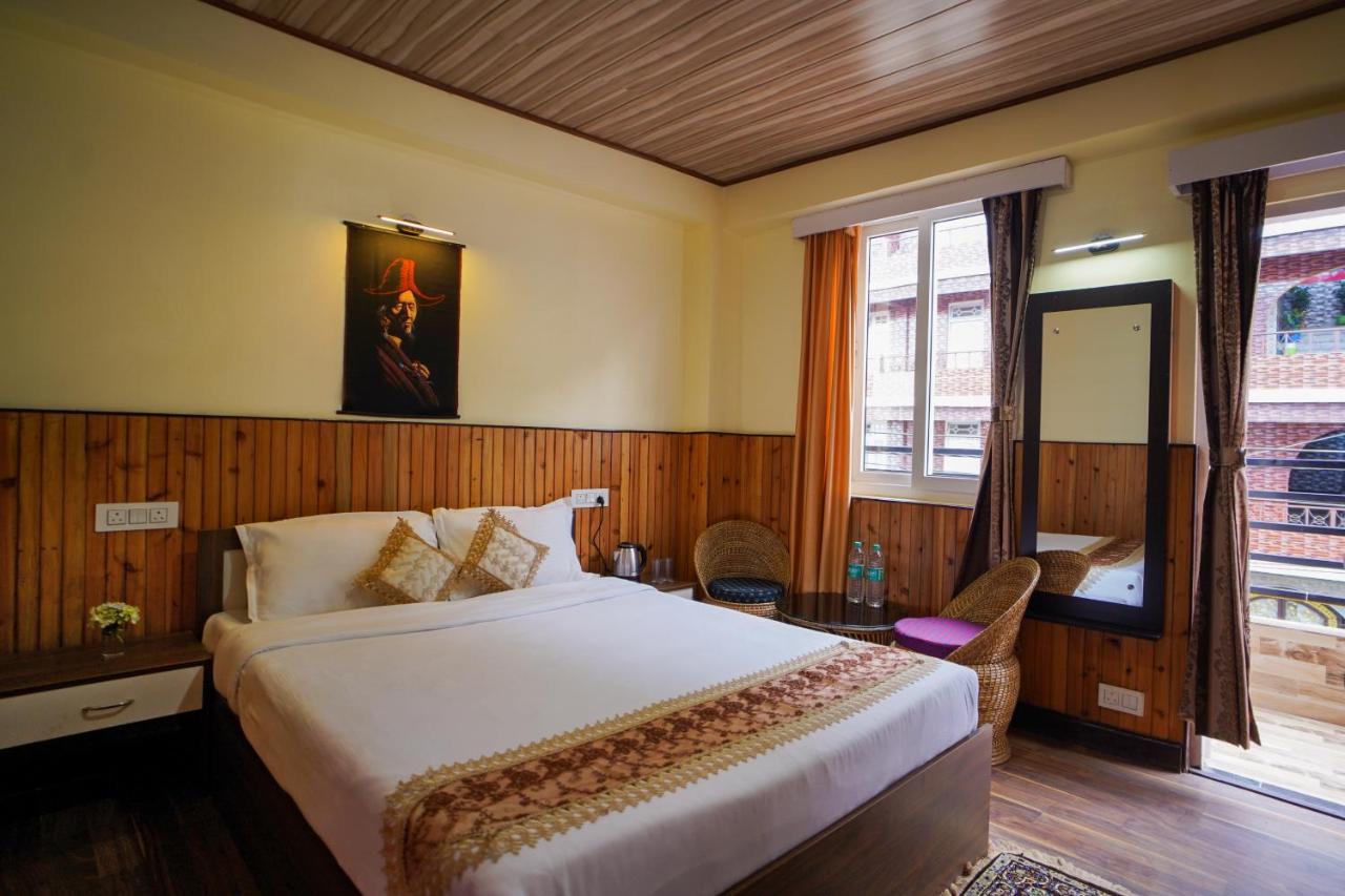 Hotel Hill Queen Near Sherpa Gumba Darjeeling Mall 5 Min Couple Friendly Exterior photo