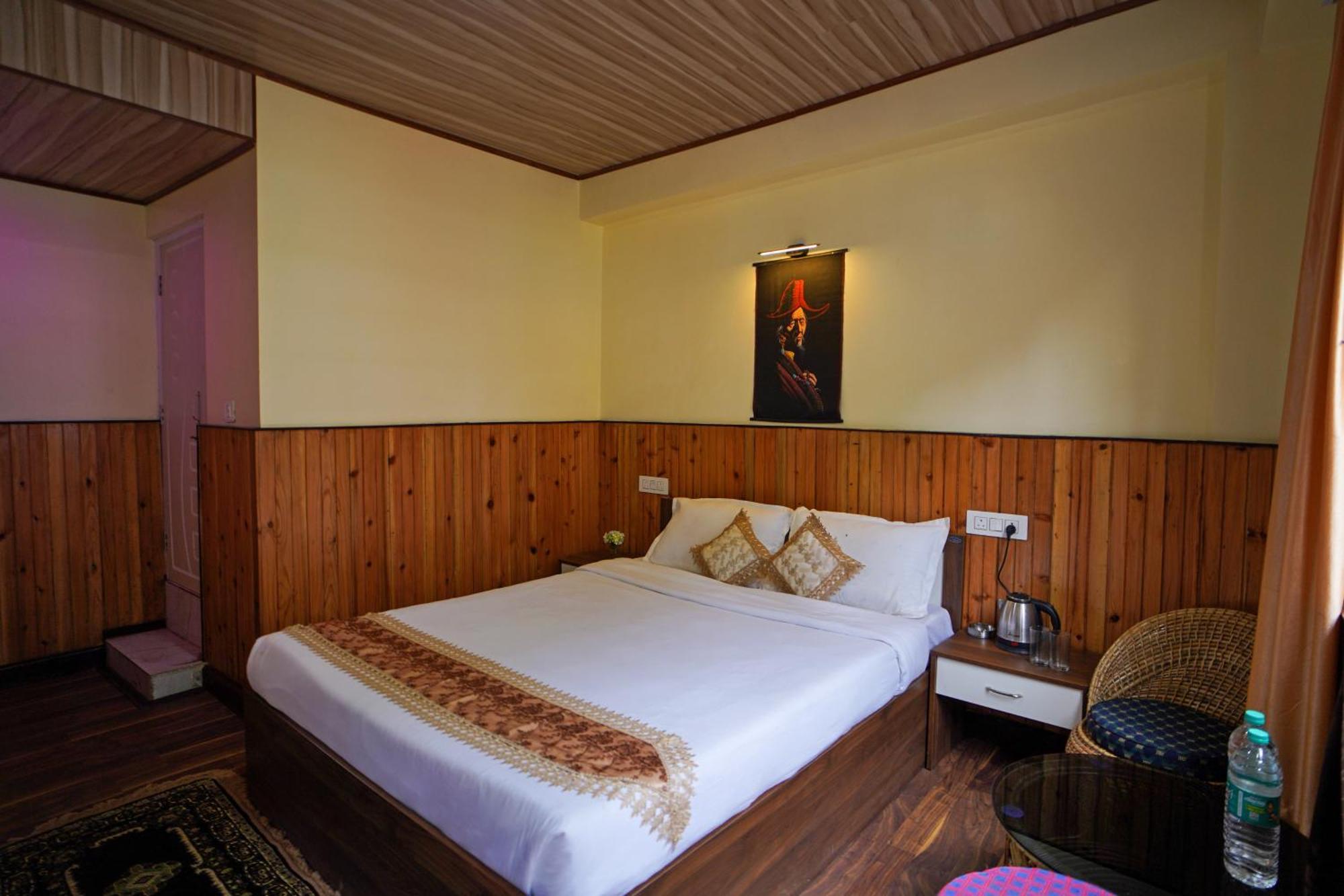 Hotel Hill Queen Near Sherpa Gumba Darjeeling Mall 5 Min Couple Friendly Exterior photo